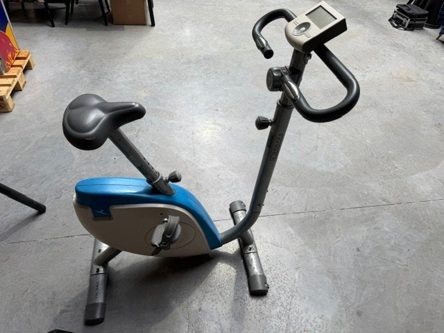 Hometrainer met display en verstelbare weerstand - werkend, Ophalen, Gebruikt, Hometrainer