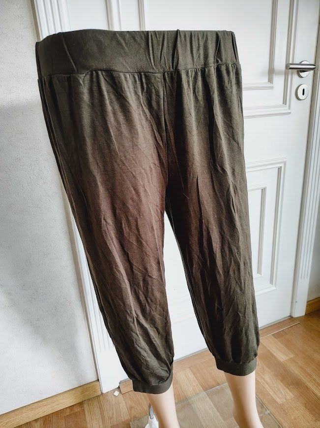 Nieuwe kaki / legergroene harembroek, Ophalen of Verzenden, Maat 36 (S)