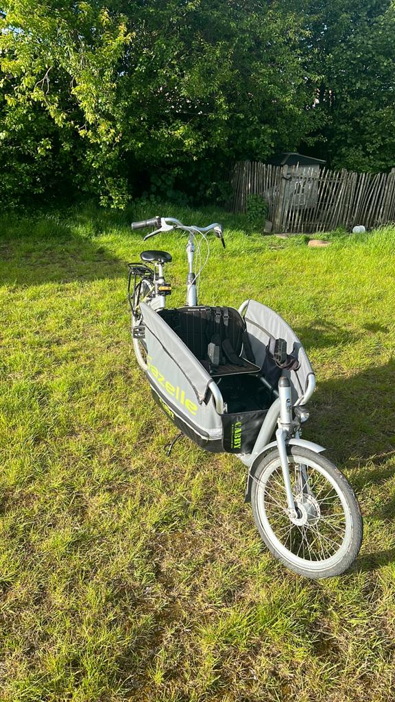 Gazelle Cabby bakfiets met regenkap & maxi-cosi adapters, Fietsen en Brommers, Ophalen, Zo goed als nieuw, Gazelle