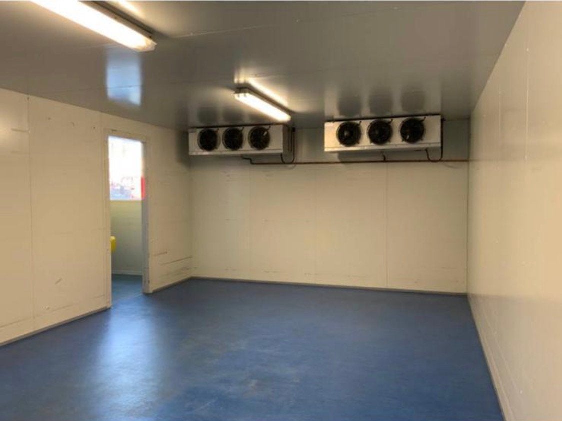 Chambre froide 40 et 18m2  / hauter  2,78 m, Enlèvement