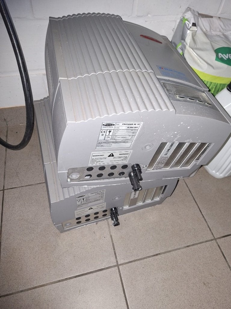 2 omvormers Fronius IG 15, Ophalen of Verzenden, Zo goed als nieuw, Overige typen