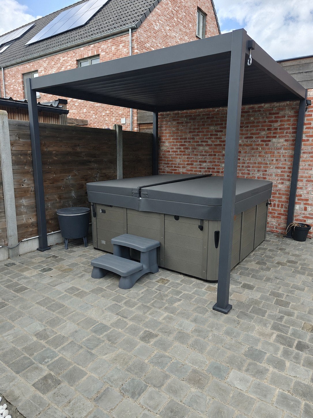Sunspa Fox Spa Prisma jacuzzi (5 personen), Tuin en Terras, Bubbelbaden en Hottubs, Zo goed als nieuw, Vast, Trap, Ophalen