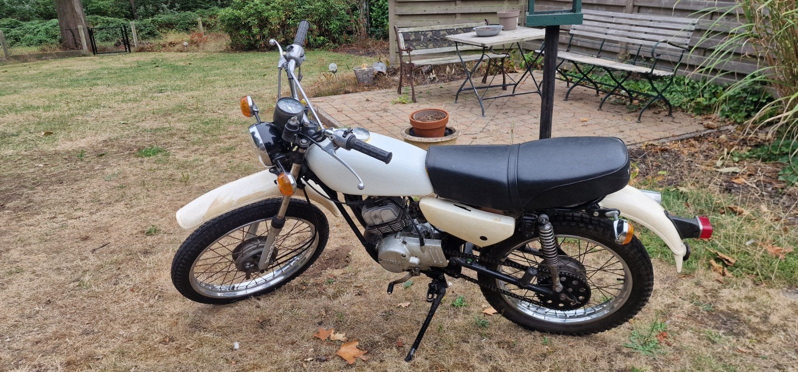 Yamaha DT50M met gelijkvormigheidsattest, Enlèvement, Yamaha