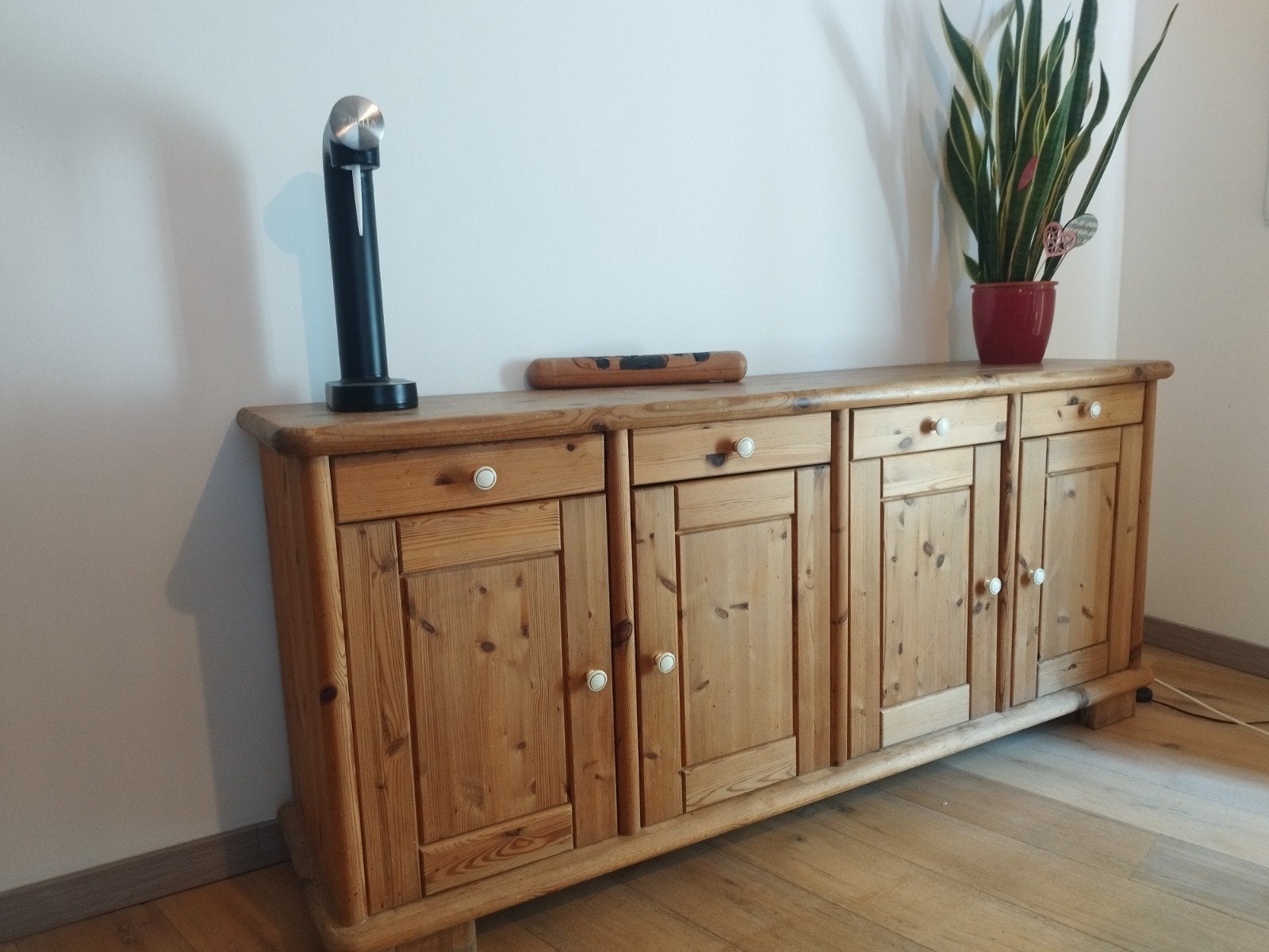 Buffet en bois massif, Maison & Meubles, Enlèvement