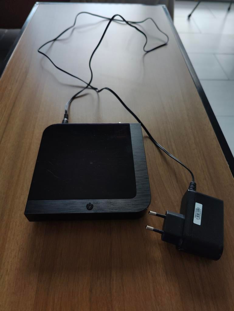 Tv vlaanderen tv box voor camper of thuis met opname, Enlèvement ou Envoi