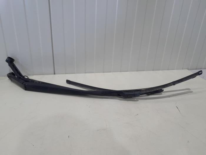 Kit de bras d'essuie-glace d'un Toyota C-HR, -, 3 mois de garantie, Toyota, Utilisé