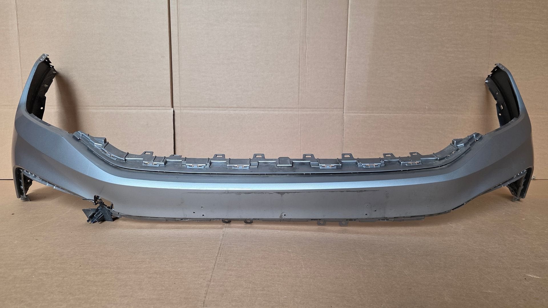Voorbumper VW Tiguan 5NN ALLSPACE R-line Facelift VOLKSWAGEN, Gebruikt, -, Voor, Ophalen of Verzenden