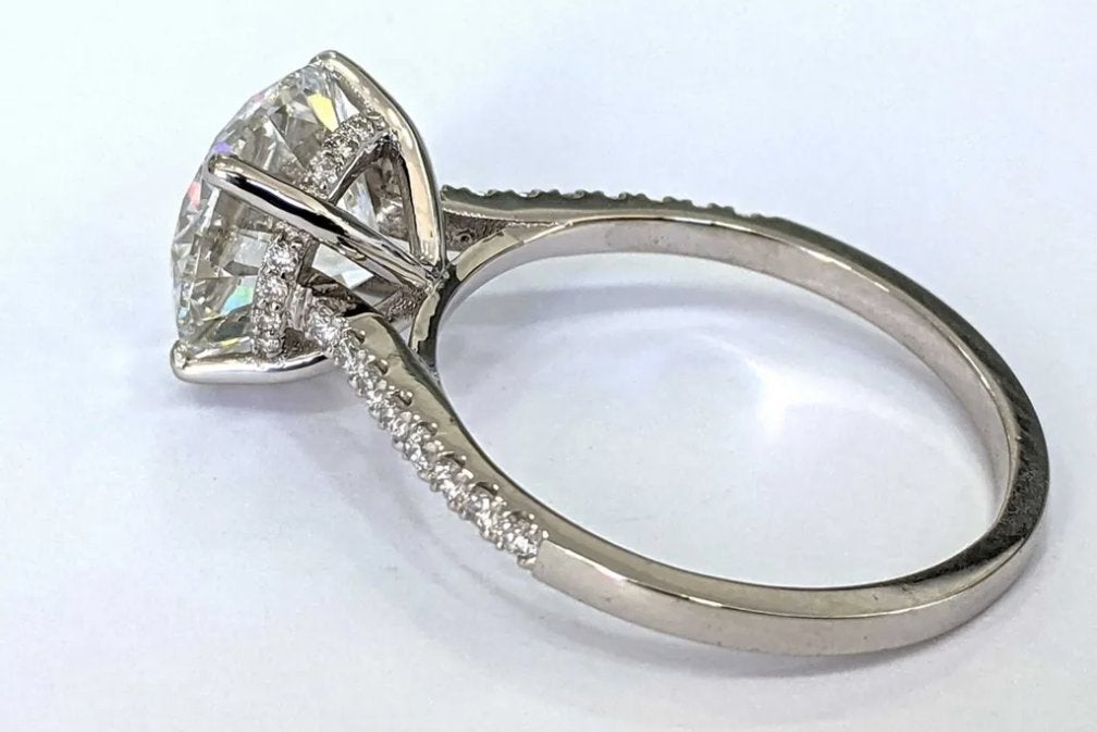 Gouden ring met diamant, Handtassen en Accessoires, Ringen, Ophalen, Zo goed als nieuw, Goud, Goud