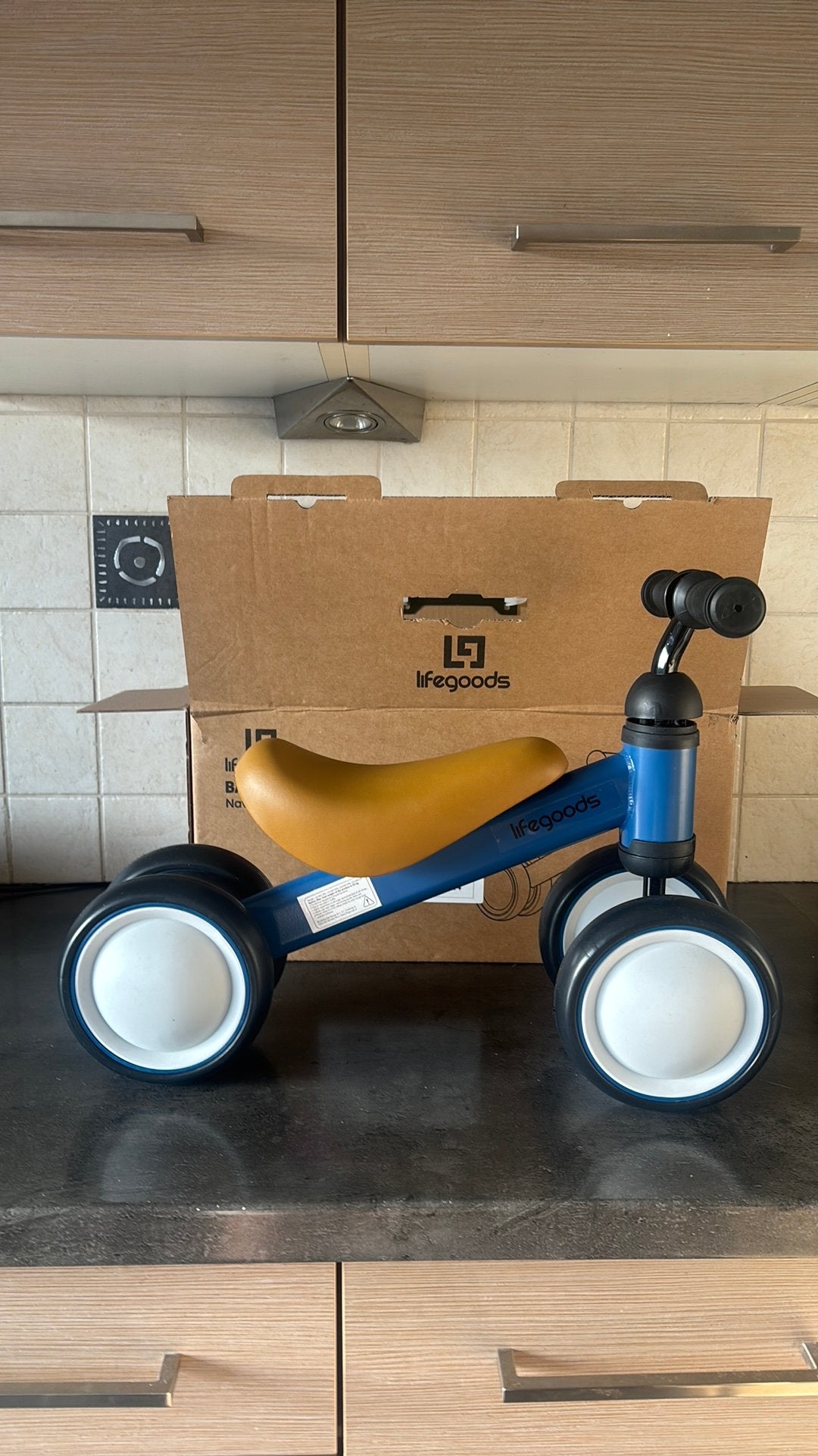 Loopfietsje, Kinderen en Baby's, Speelgoed | Buiten | Voertuigen en Loopfietsen, Ophalen of Verzenden, Nieuw, Loopfiets
