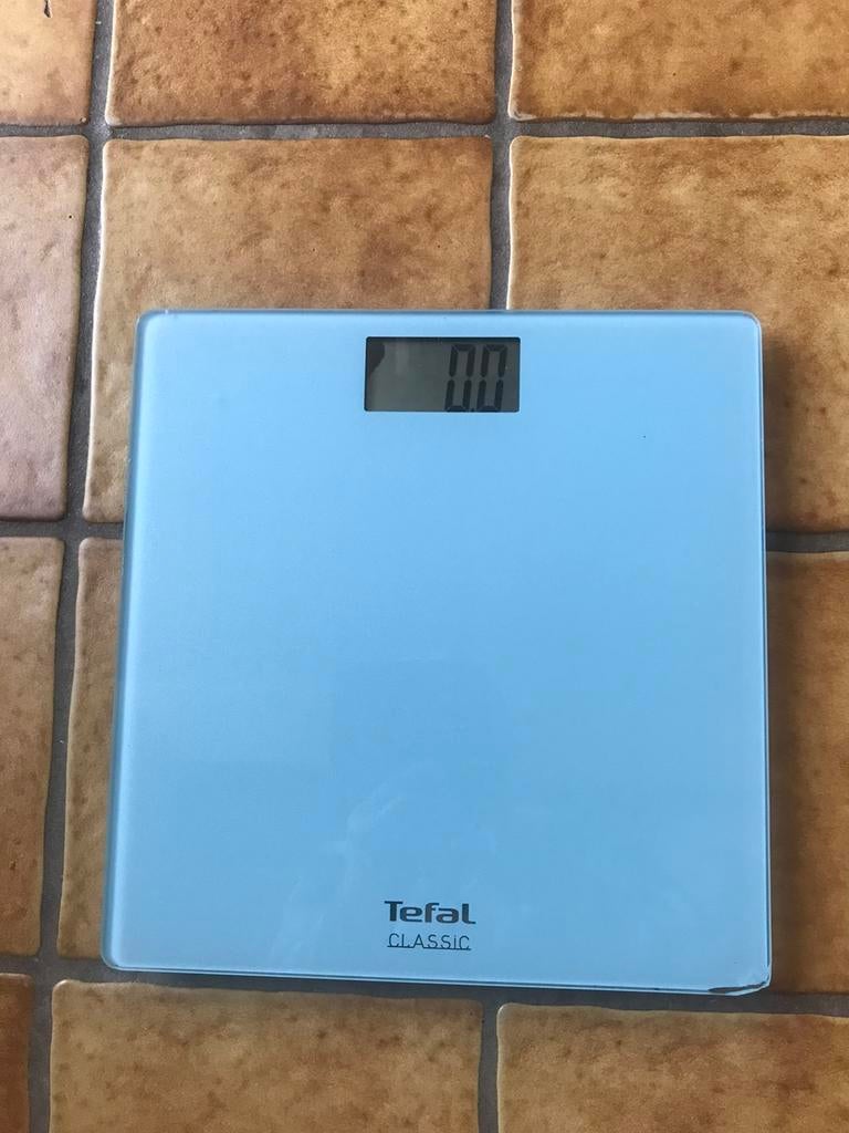 Personen weegschaal, Elektronische apparatuur, Weegschalen, Ophalen, Zo goed als nieuw, Personenweegschaal, Digitaal
