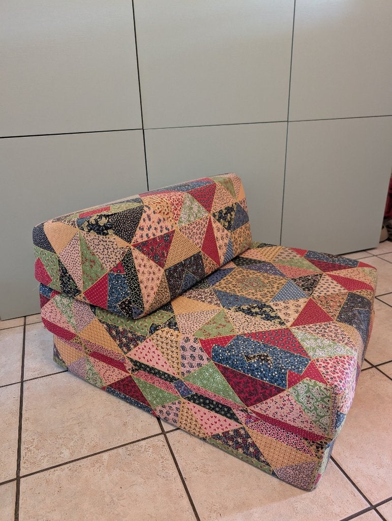 Uitklapbare kinderfauteuil/logeerbed, Huis en Inrichting, Fauteuils, Ophalen, Zo goed als nieuw, Minder dan 75 cm, 50 tot 75 cm