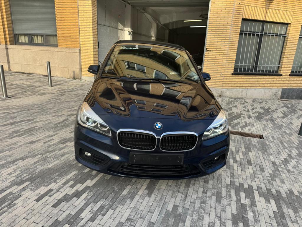 BMW 216d GRAN TOURER. année 2016  km159000 Euro 6d, Autos, BMW, Entreprise, Boîte manuelle, Diesel, Série 2 Gran Tourer