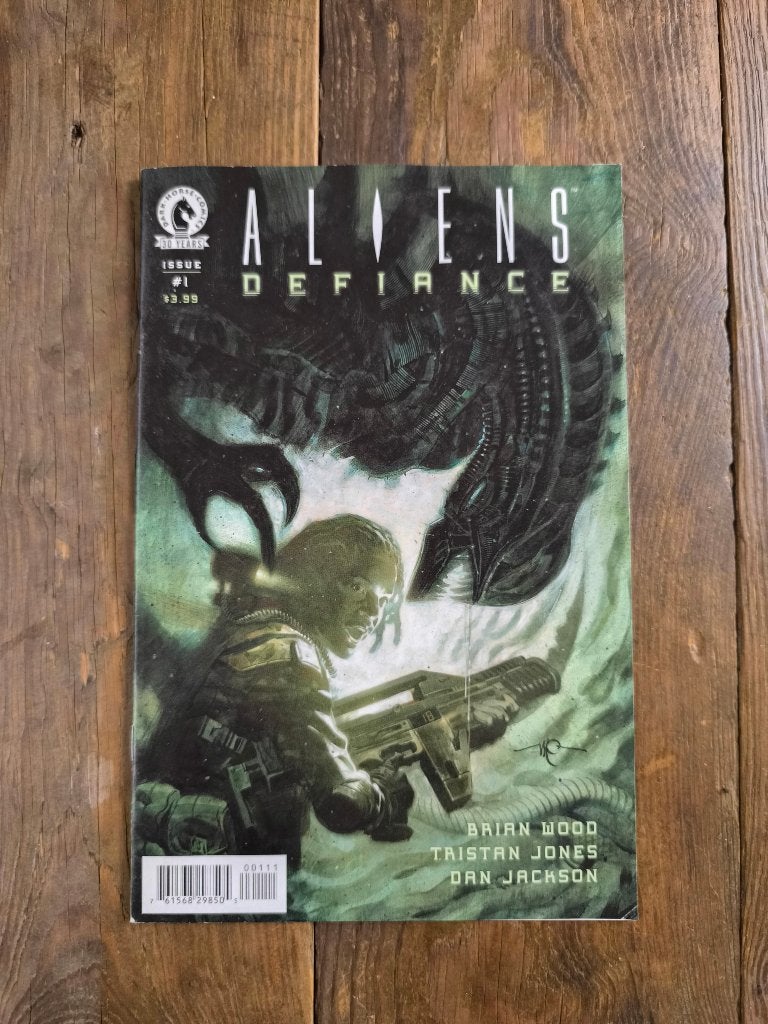 Aliens: Defiance #1 Dark Horse Comics 2016, Boeken, Strips | Comics, Amerika, Ophalen of Verzenden, Divers auteurs, Gelezen