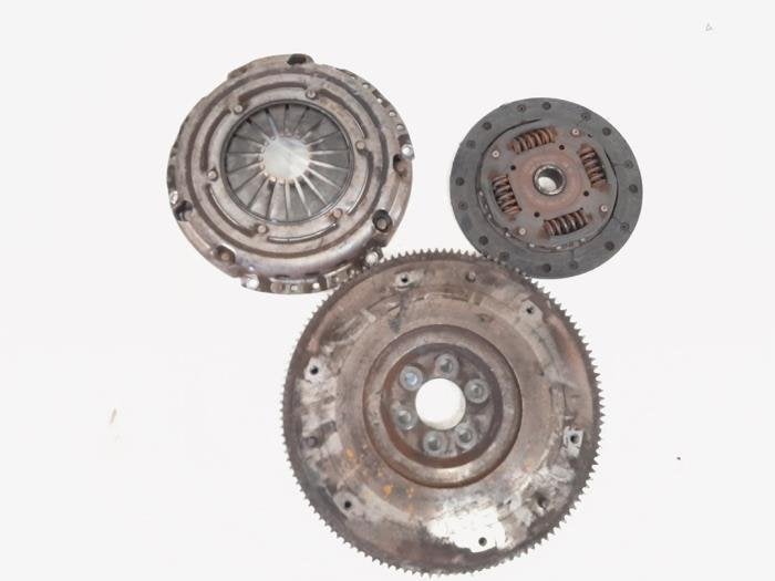 Kit embrayage (complet) d'un Volkswagen UP, Volkswagen, -, 3 mois de garantie, Utilisé