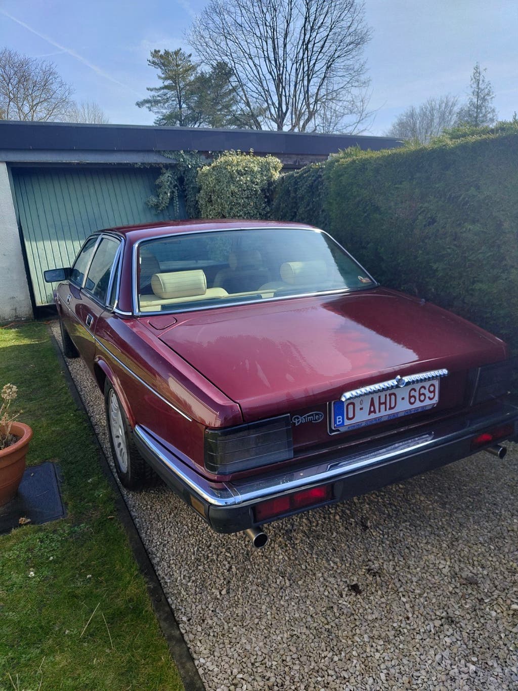 Daimler 36/Jaguar XJ40, foto 2