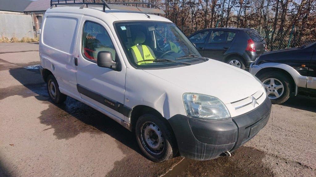 citroen berlingo 1900d 2005 utilitaire 254000, Autos, Camionnettes & Utilitaires, Achat, 4 portes, Entreprise, Citroën