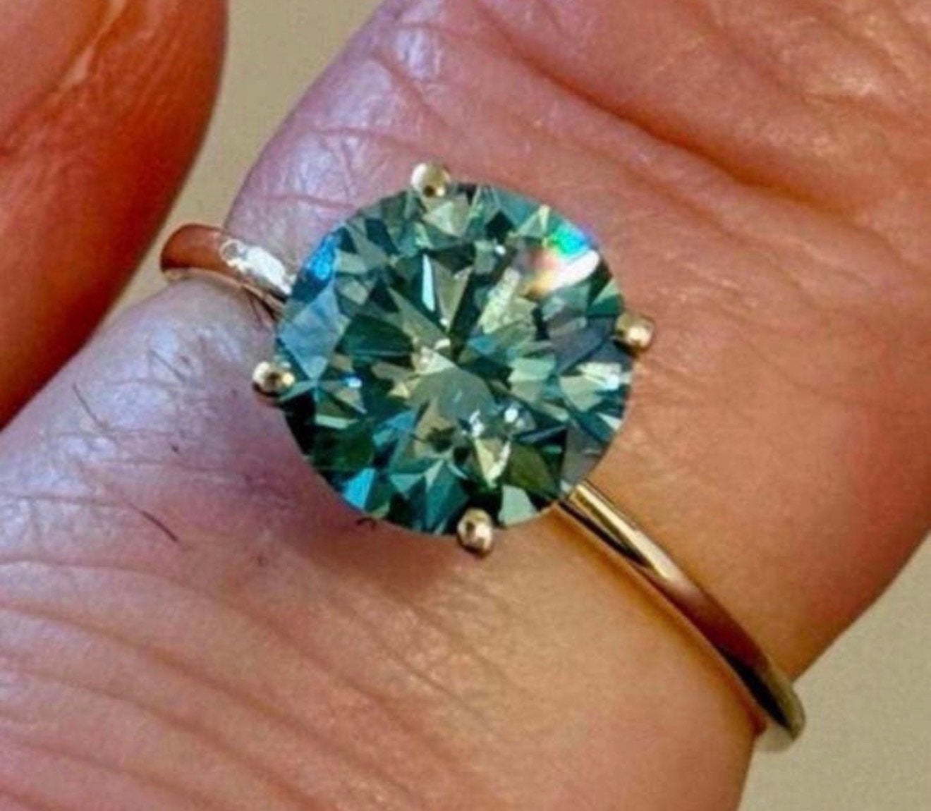 Gouden (verlovings) ring met groene diamant van 2.19 caraat!, Neuf, Or, 17 à 18, Jaune