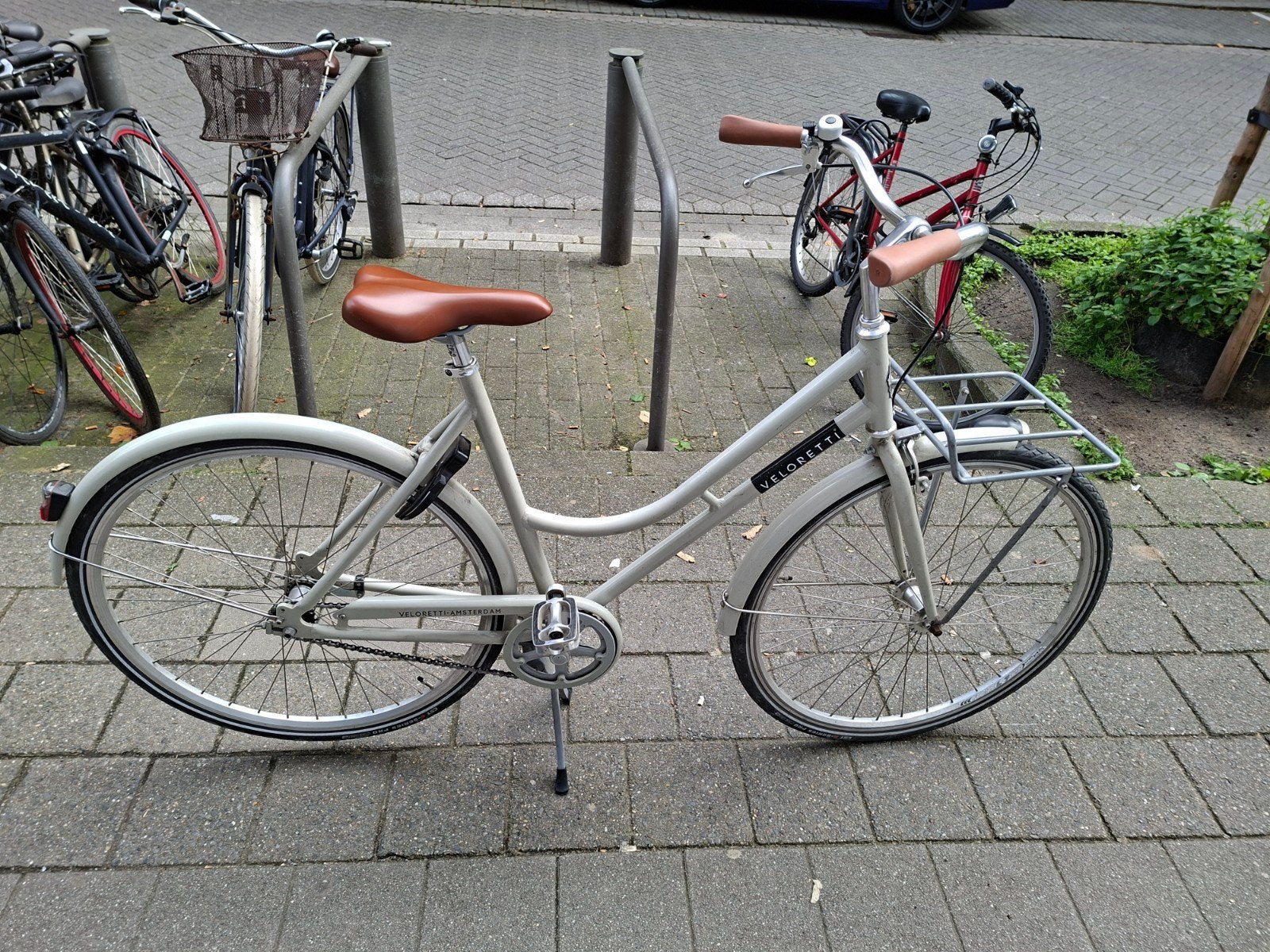 Veloretti damesfiets, Ophalen