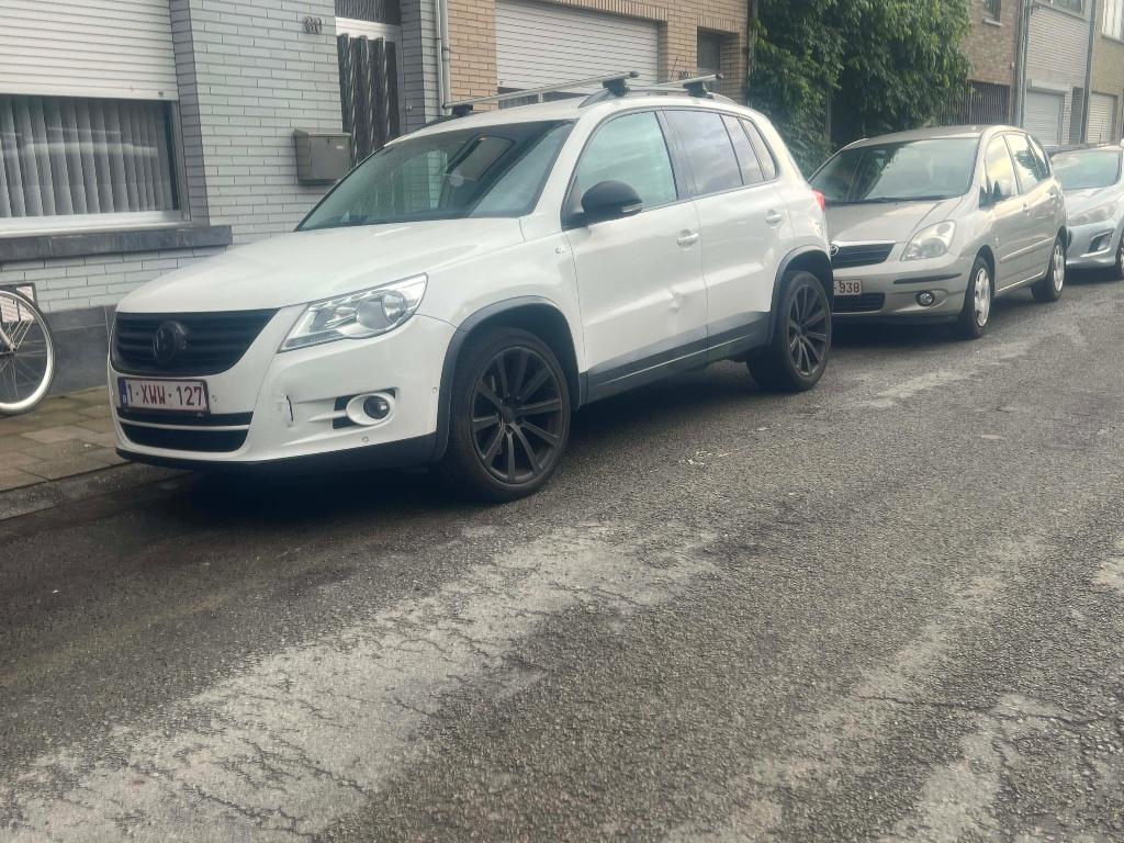 Volkswagen tiguan 2.0 TDI 4x4, Auto's, Volkswagen, Automaat, Euro 5, Diesel, Particulier