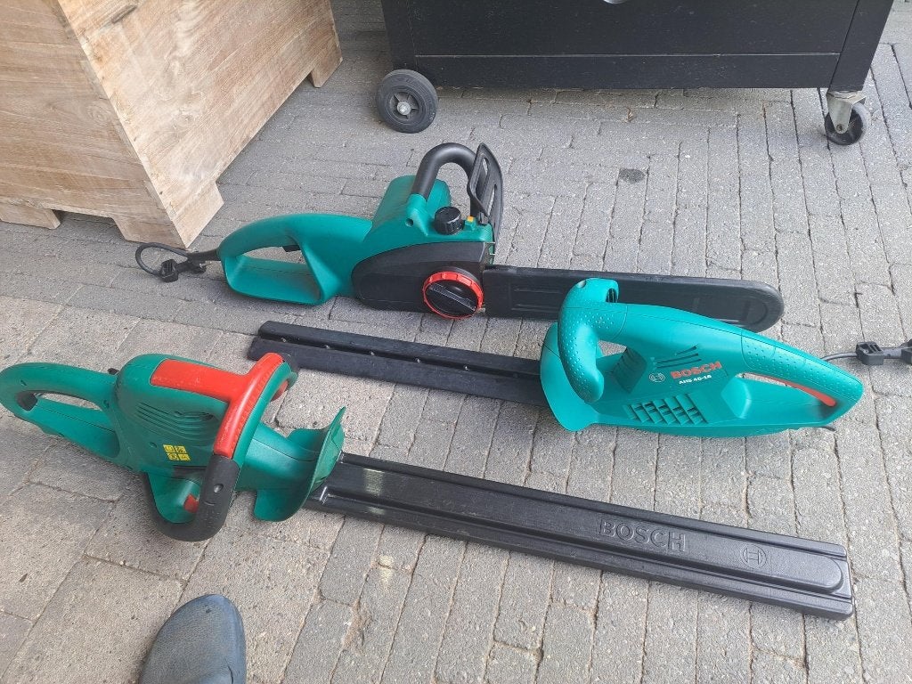 Bosch - 2 x heggenschaar + Kettingzaag, Ophalen