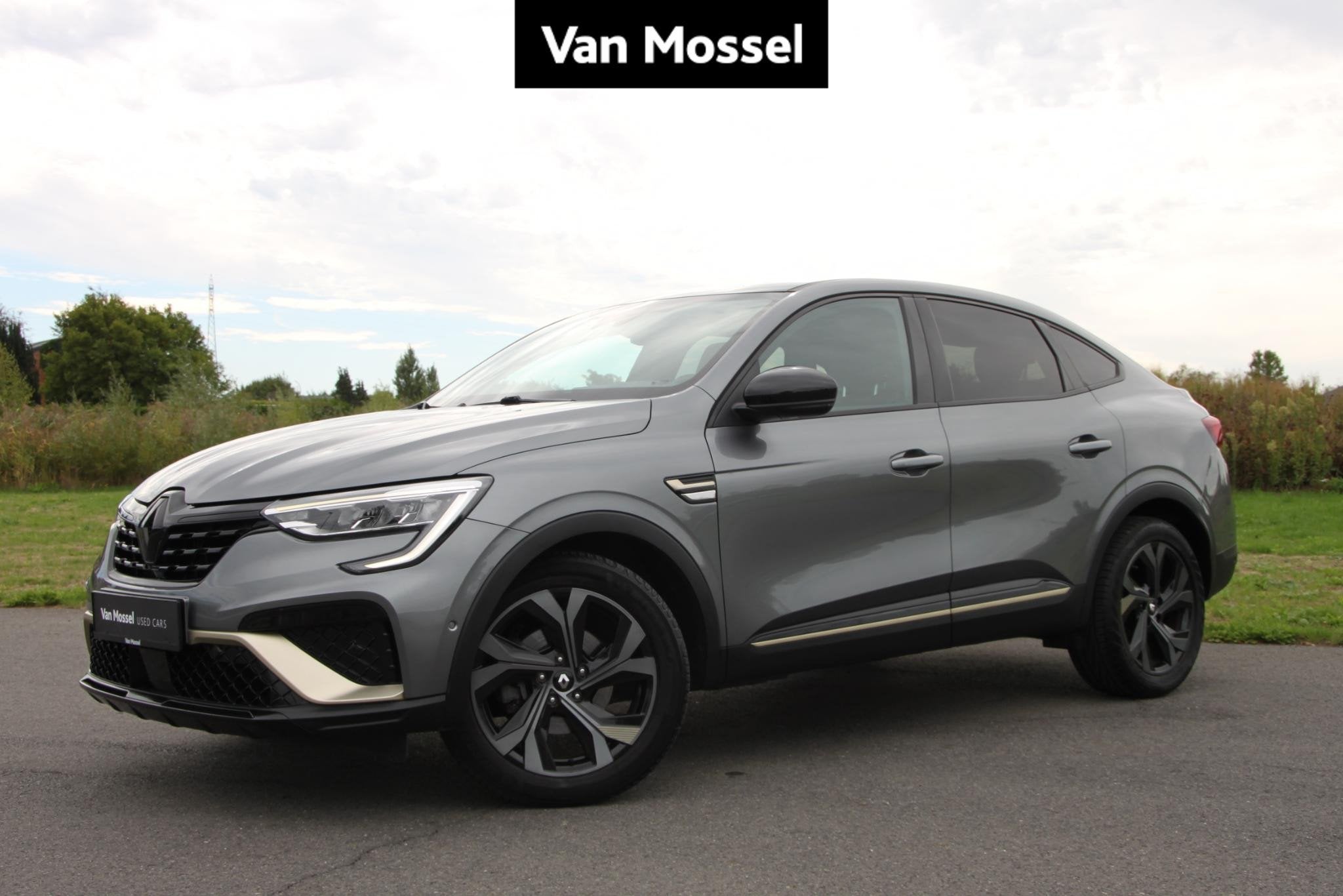 Renault Arkana E-TECH Hybrid Engineered, Auto's, Arkana, Stof, Gebruikt, Zwart