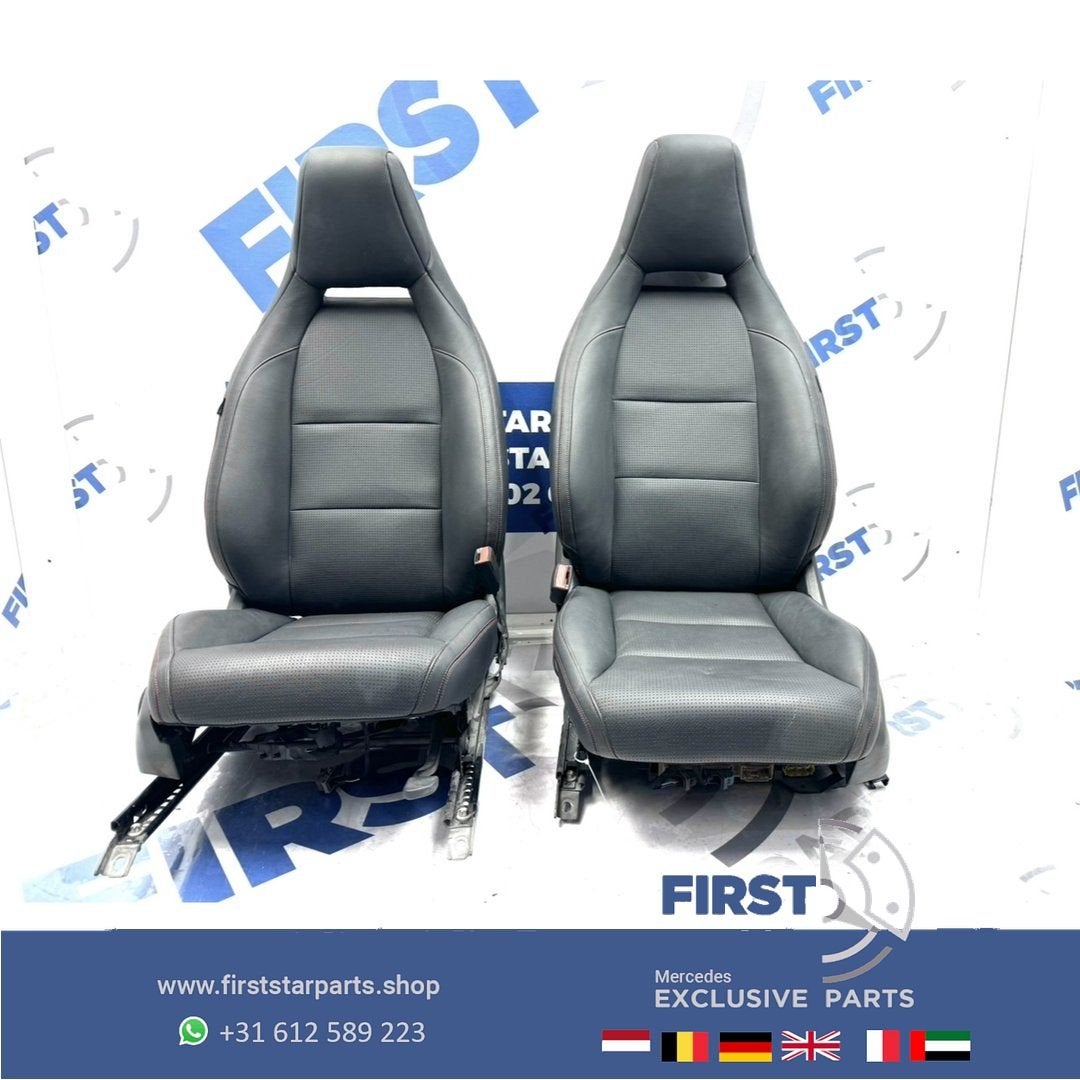 W176 A Klasse AMG 45 Interieur geperforeerd leer stoelen bek, Gebruikt, -, Verzenden, -