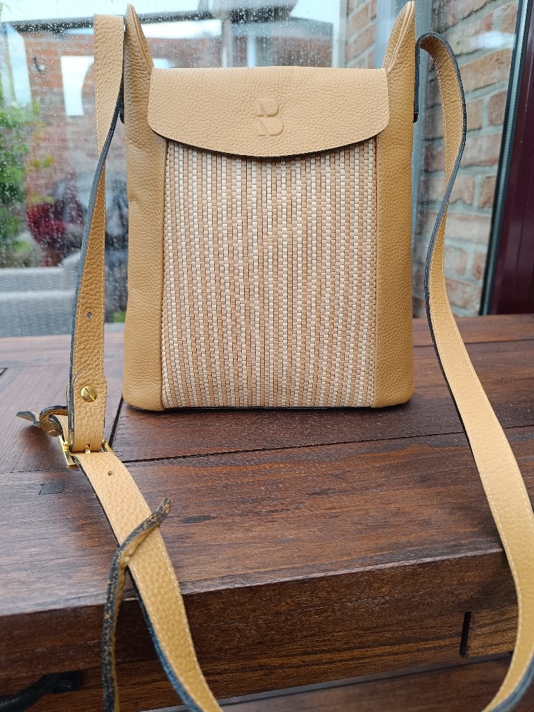Nieuwe lederen handtas BARDOLINO., Ophalen of Verzenden, Nieuw, Handtas