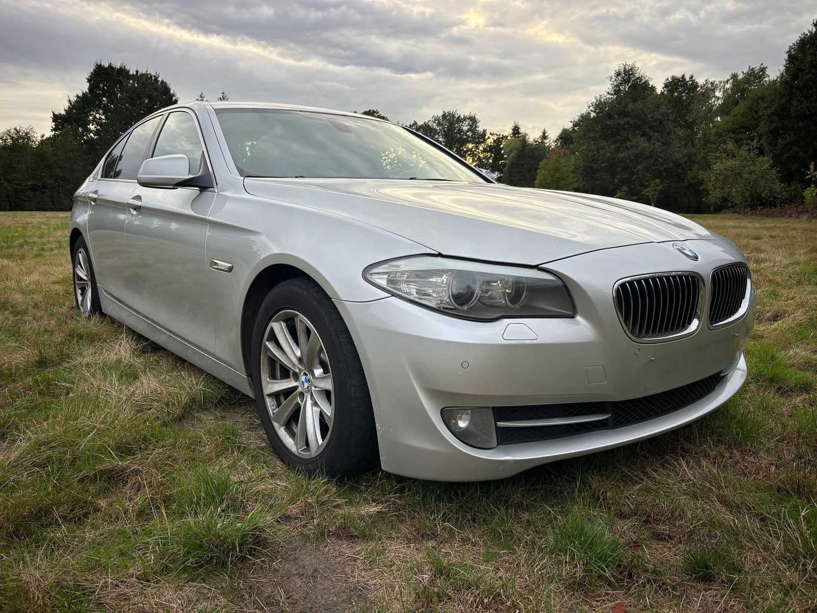 BMW 520D AUTOMATIQUE 2012 EURO 5 120 kW, Autos, Cuir, 4 portes, 2000 kg, Noir