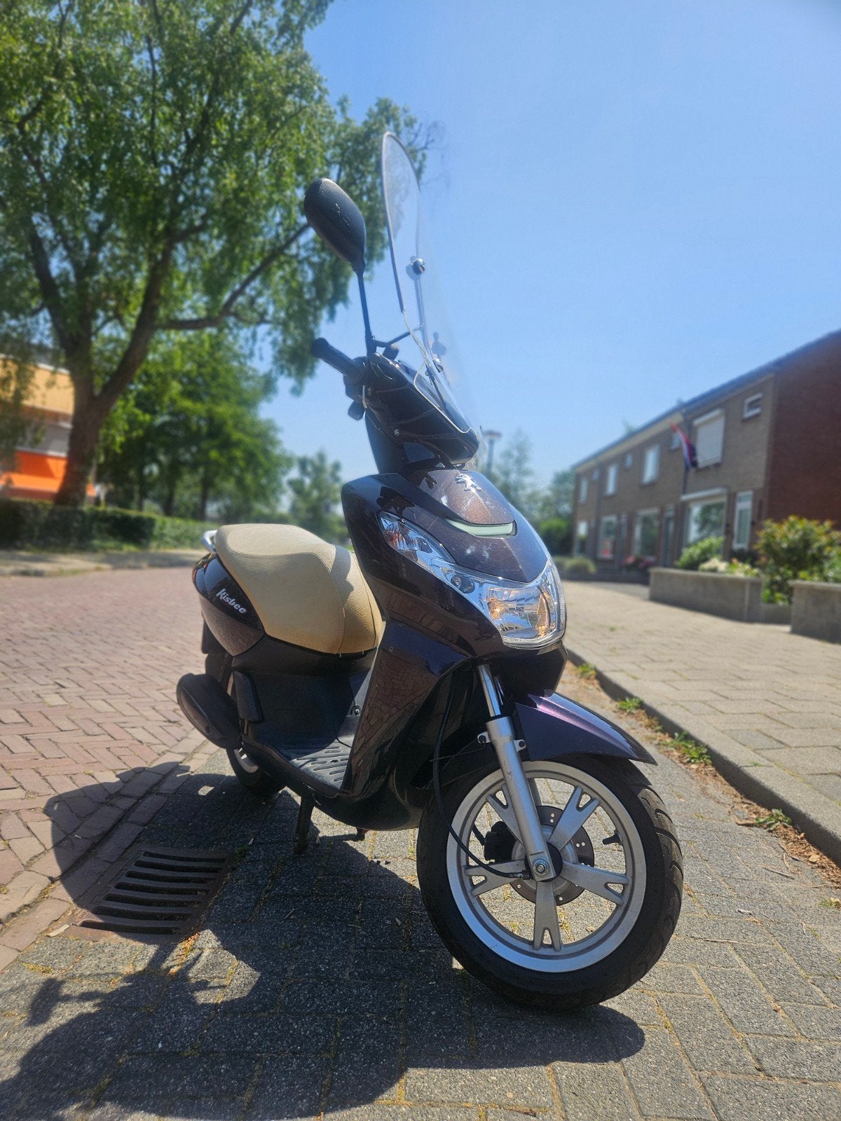 Peugeot Kisbee 50cc 4 takt injectie 2018 - 8.144 km!, Fietsen en Brommers, Overige modellen, Ophalen of Verzenden, Benzine, 50 cc