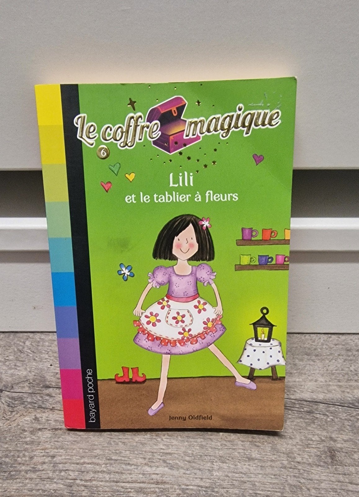 Lili et le tablier à fleurs, Ophalen of Verzenden, Gelezen