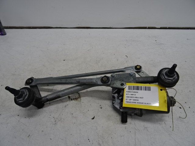 RUITENWISSER MECHANIEK Ford Fusion (01-2002/12-2012), Gebruikt, Mevr. I. Hauben, Ford, Rue de l'Espoir 34 34
4030  GRIVEGNÉE, BE