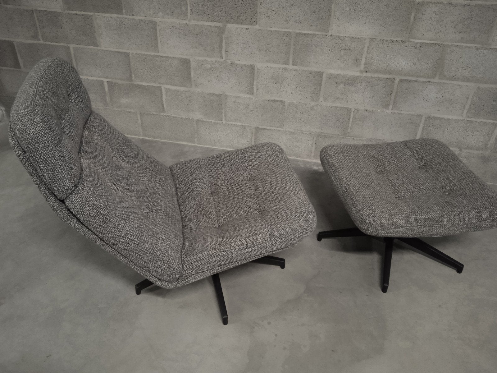 Fauteuil relax Ikea gris avec repose pieds, Maison & Meubles, Enlèvement