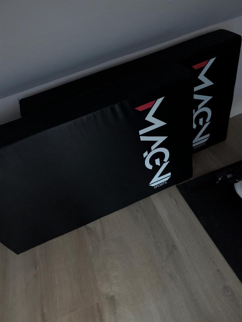 2 crash mats / tapis de sol MGN Sports, Enlèvement, Neuf, Bras, Autres types