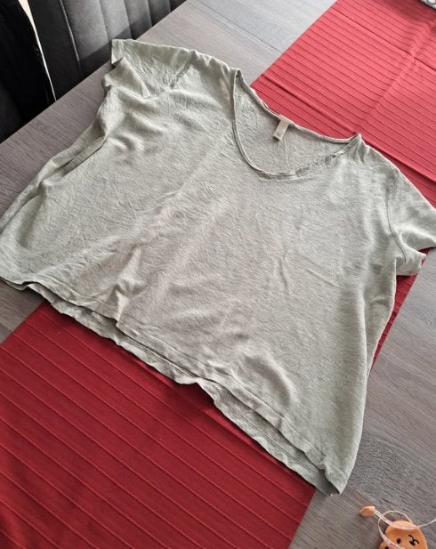 H&M cropped khaki shirt - linnen - xl, Kleding | Dames, T-shirts, Maat 42/44 (L), Ophalen of Verzenden, Zo goed als nieuw, Korte mouw