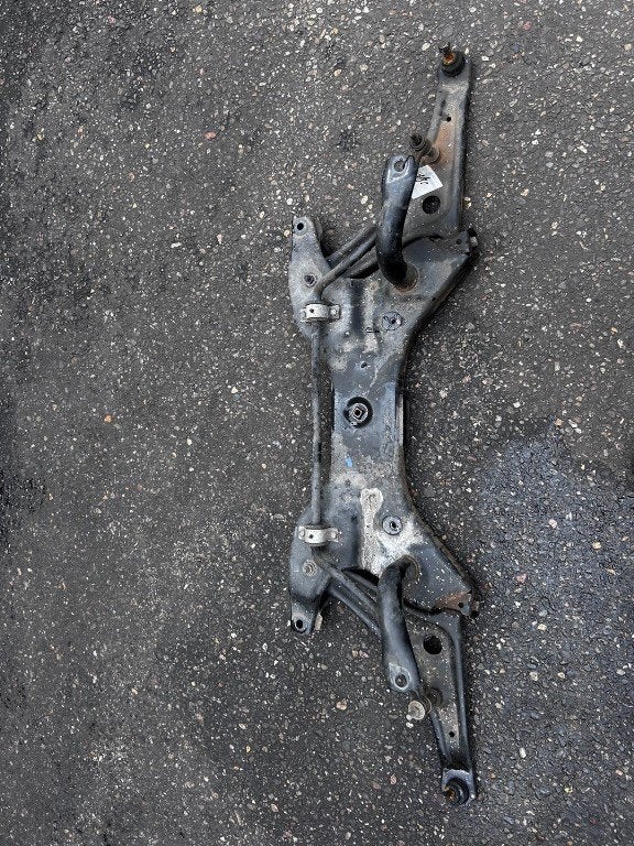BERCEAU MOTEUR Mitsubishi Space Star (A0) (|4000A230|), Info@mitsubishi-motors.de, MITSUBISHI, Utilisé, Mitsubishi