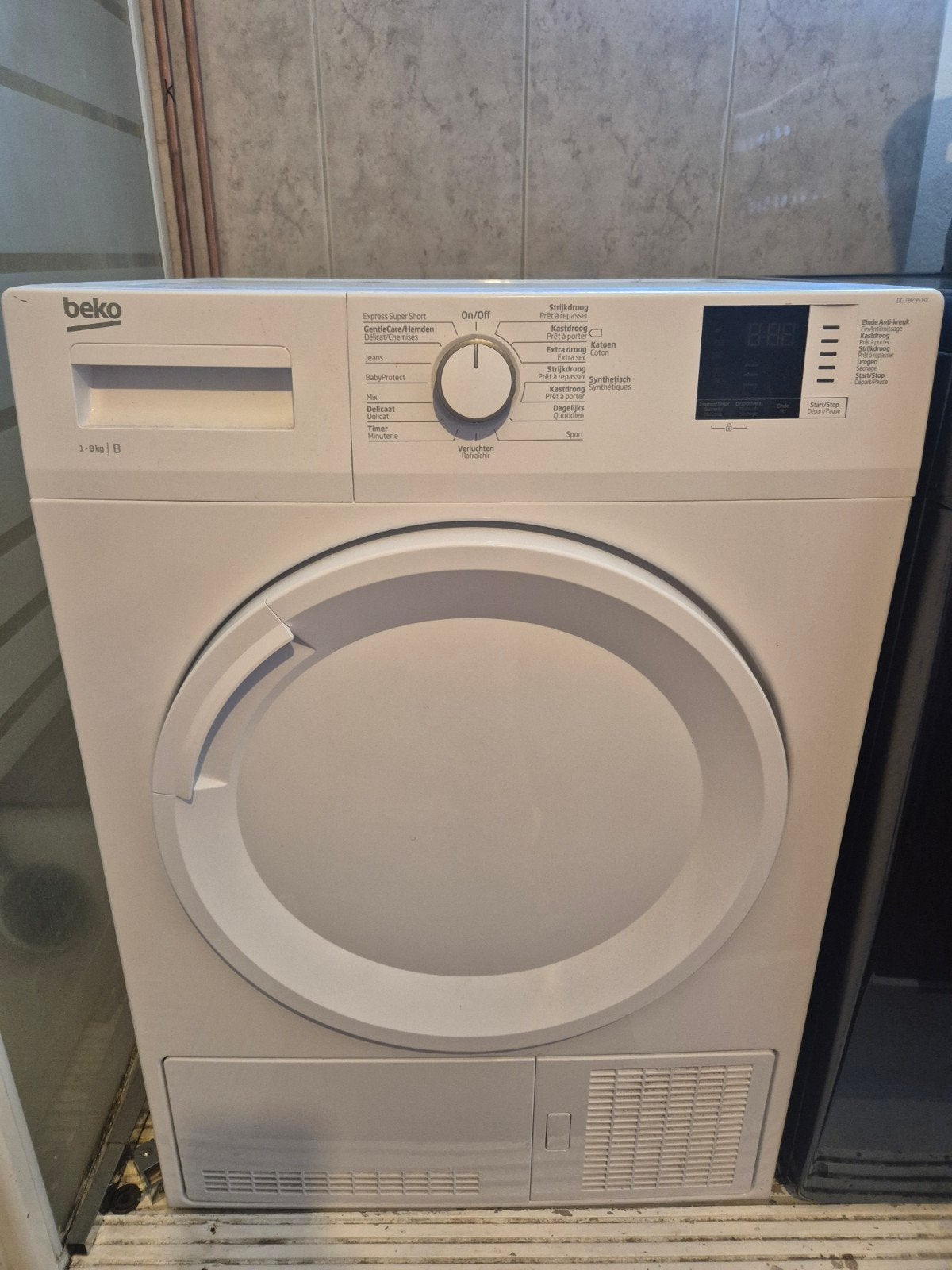 SÉCHOIR BEKO 8 kg, 6 à 8 kg, Classe énergétique A ou plus économe, Comme neuf, Chargeur frontal