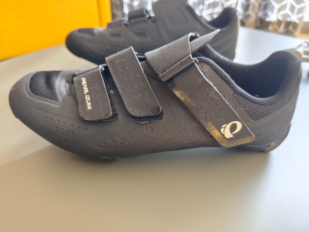 fietsschoenen dames 40 + klikpedalen, Ophalen, Zo goed als nieuw, Schoenen
