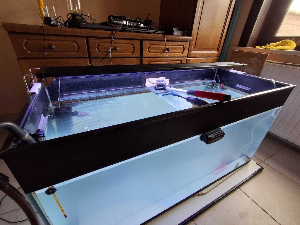 Aquarium 300L et matériel de démarrage (120x50x60), Aquarium vide, Accessoires inclus, Enlèvement, Utilisé