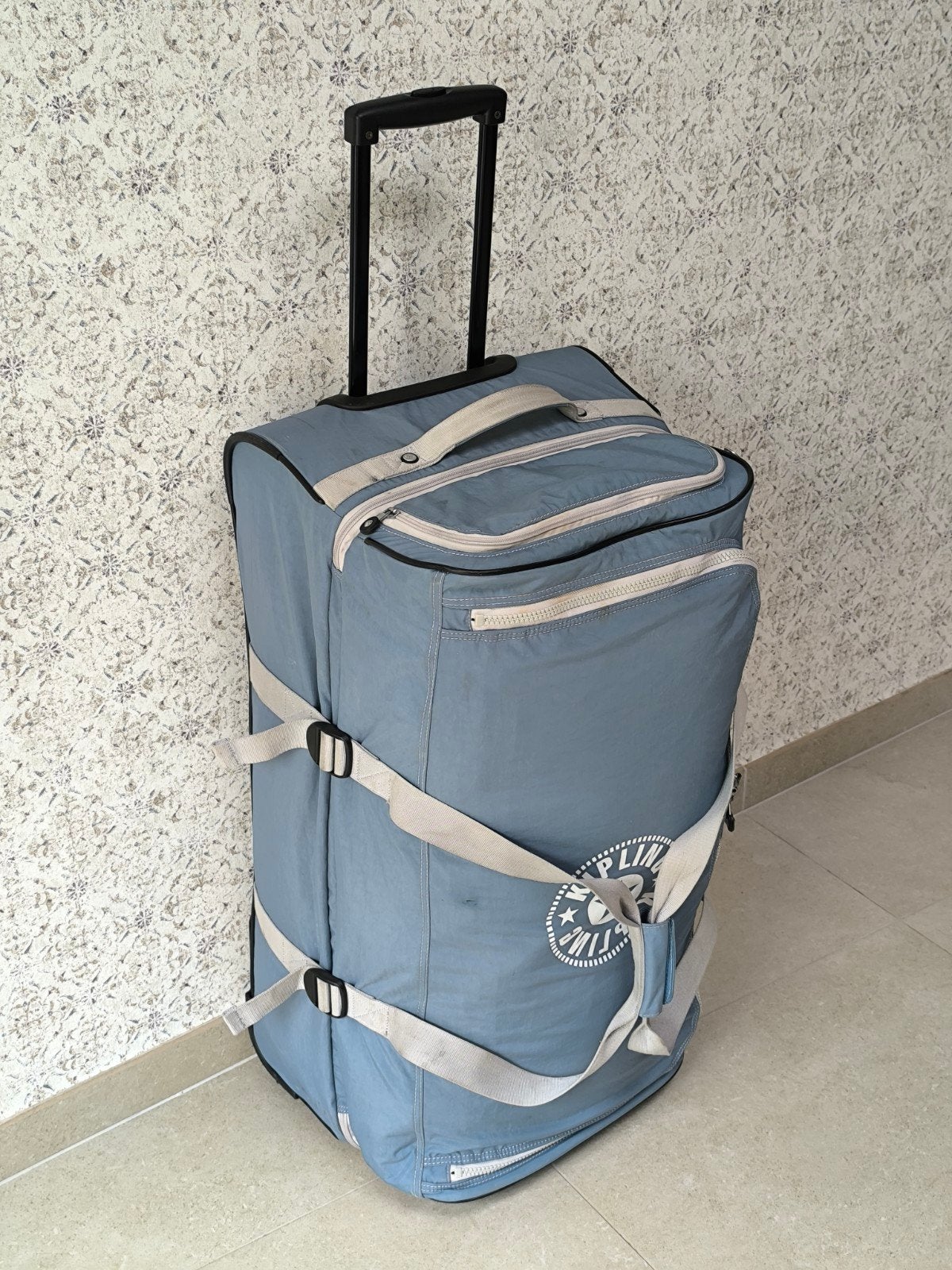 Kipling Teagan L Grand sac de voyage a roulettes (Bleu), 30 cm ou plus, 60 à 80 cm, 35 à 55 cm, Poignée extensible