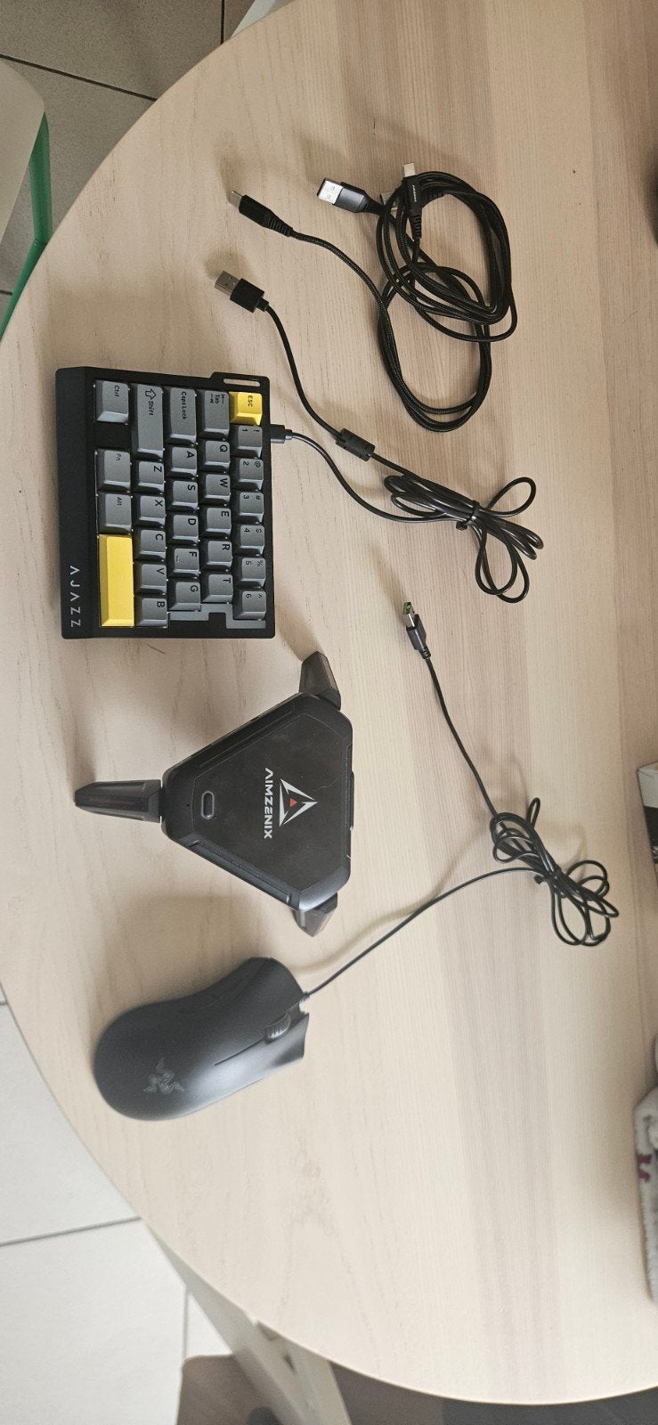 Aimzenix Monster Mouse&Keyboard omvormer voor XBOX/PS5/NS, Ophalen