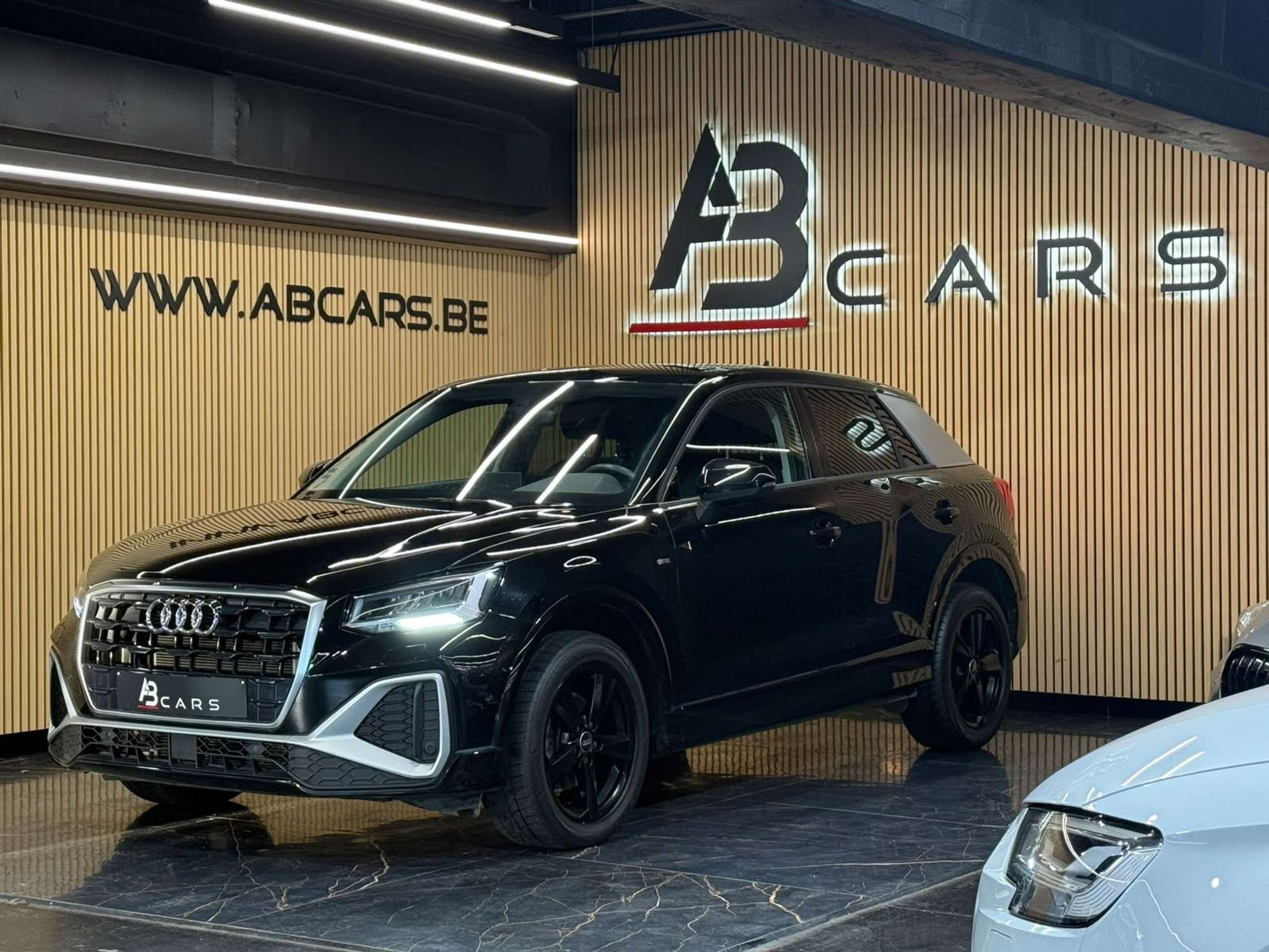 Audi Q2 35 TFSI S line S tronic * COCKPIT * GARANTIE 12 MOIS, 116 g/km, Achat, Entreprise, Noir