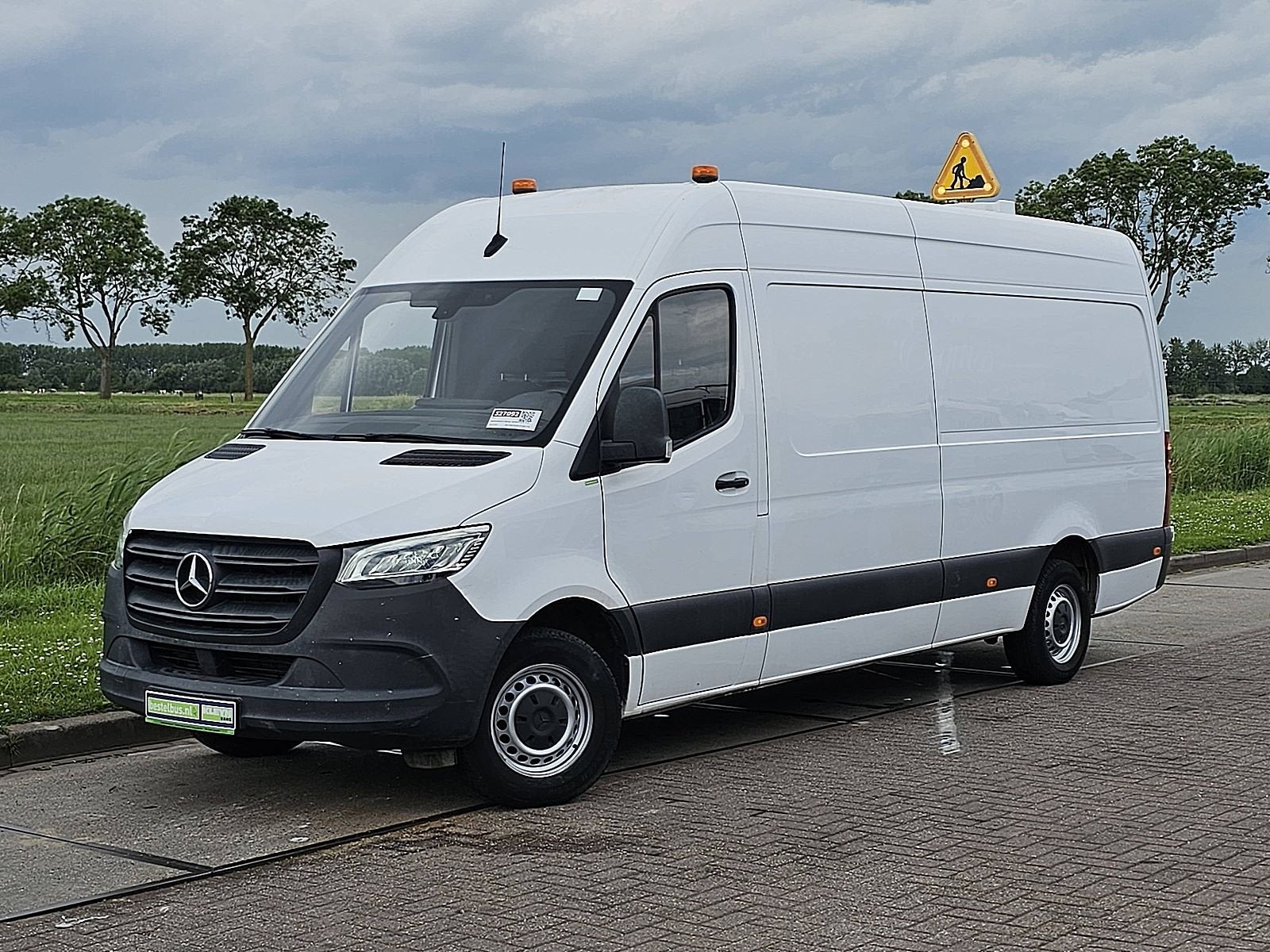 Mercedes-Benz Sprinter 314 L3H2 Functional EURO VI-D Mbux 35, Auto's, Bestelwagens en Lichte vracht, Gebruikt, 4 cilinders, Start-stop-systeem