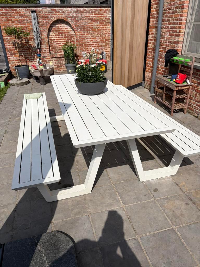 Witte picknicktafel., Enlèvement, Utilisé