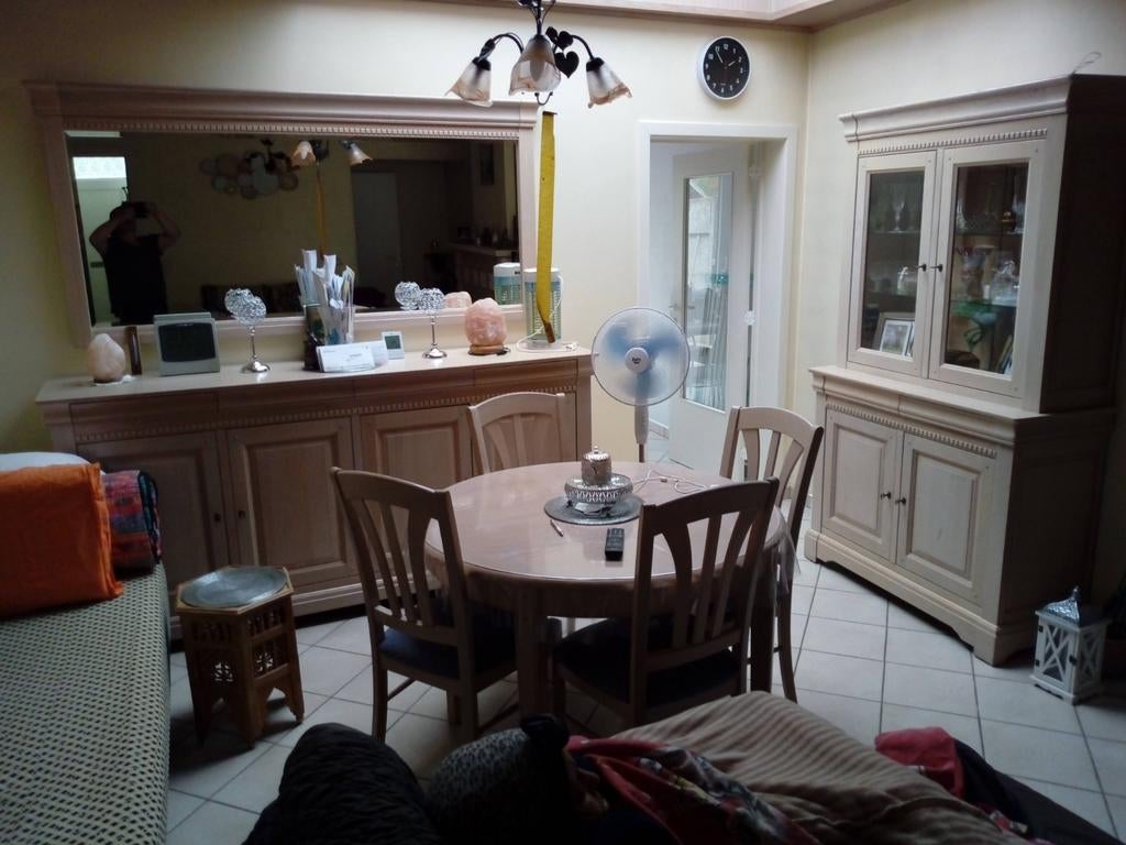 Eetkamer.eik ceruse., Ophalen