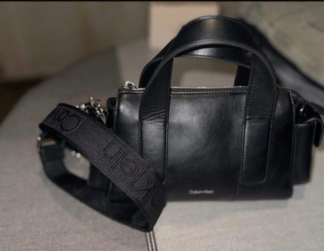 Sav calvin klein, Enlèvement ou Envoi, Comme neuf