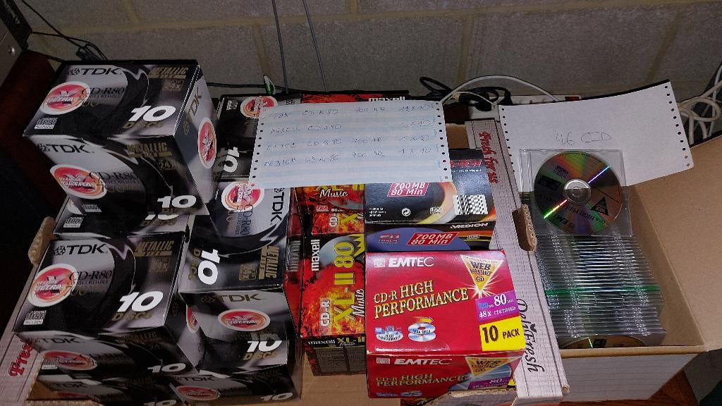 LOT de 246 CD R neufs, Ophalen, Nieuw, Cd