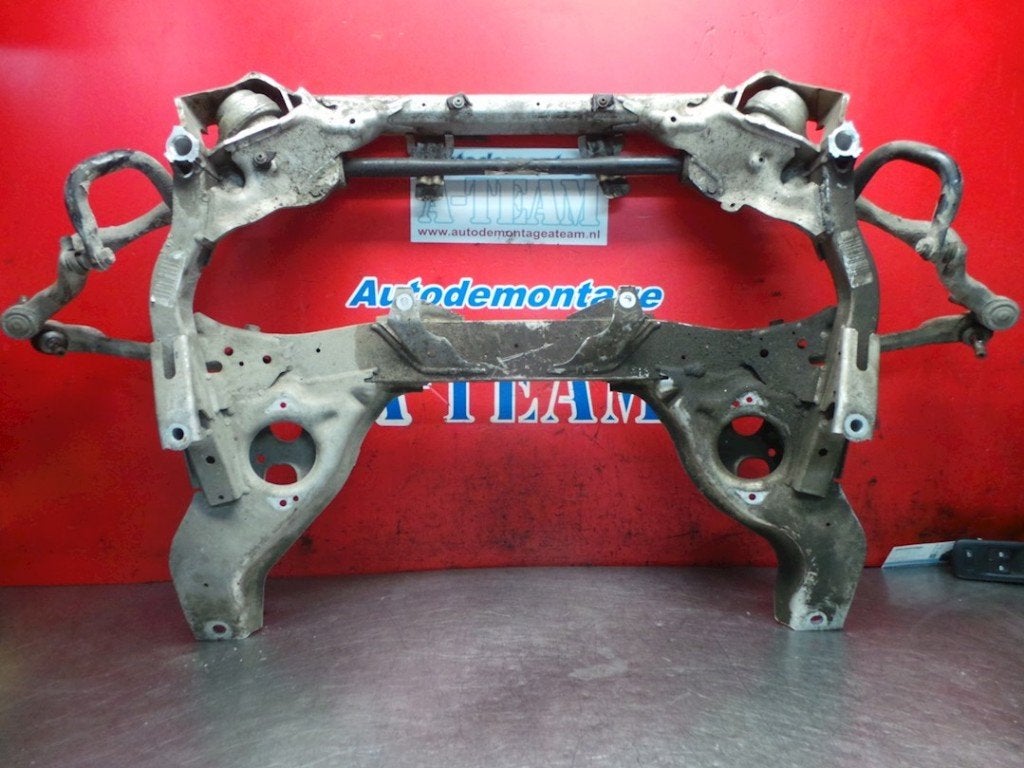 BRAS DE SUSPENSION AVANT DROIT (TRIANGLE) BMW 1 serie (E81), Autos : Pièces & Accessoires, Utilisé, BMW, Petuelring 130
80809  München, DE
