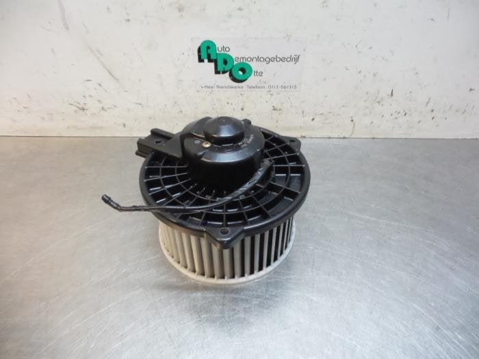 Moteur de ventilation chauffage d'un Mazda 2 (2 03-), -, 3 mois de garantie, Mazda, Utilisé