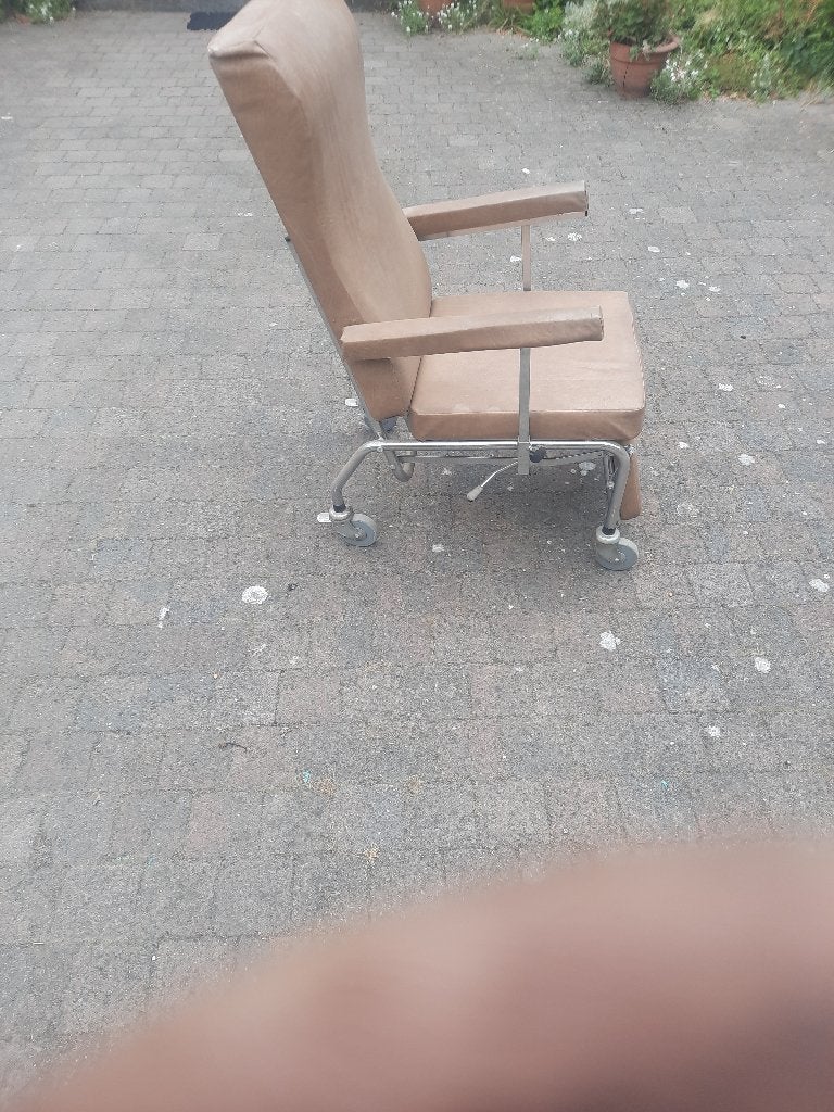 verstelbare zetel op wieltjes, Ophalen, Gebruikt, Eenpersoons, Minder dan 75 cm