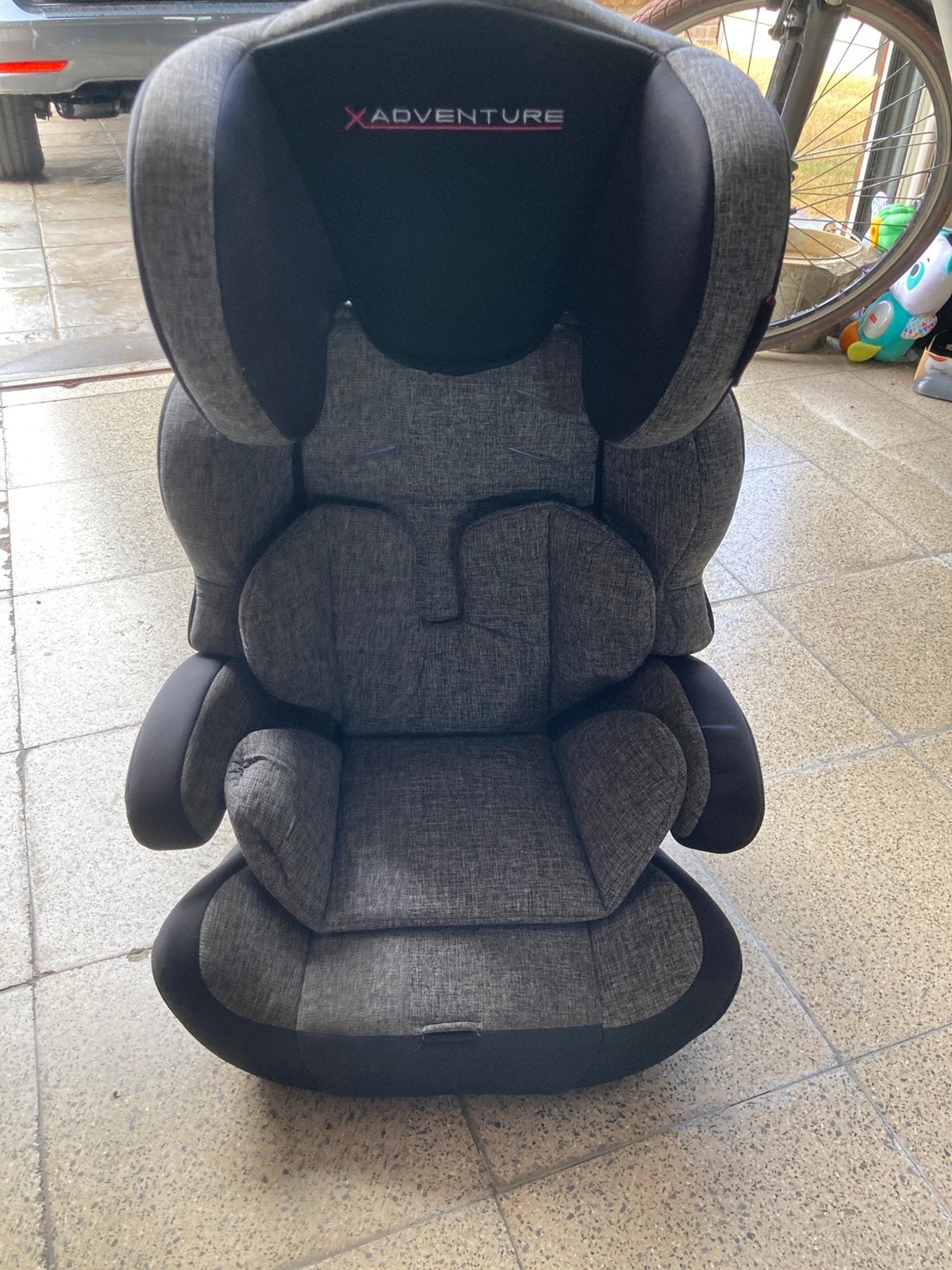 Autostoel 9-36 kg groep 2-3, Kinderen en Baby's, Autostoeltjes, Zo goed als nieuw, Afneembare rugleuning, 9 t/m 36 kg, Ophalen